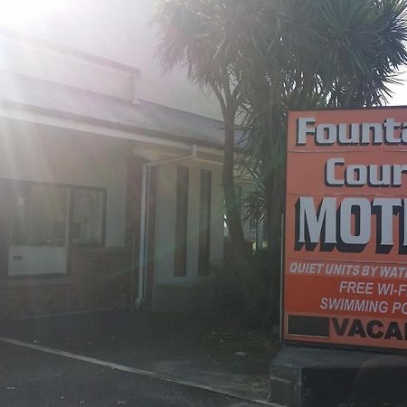 Fountain Court Motel ตาอูรังกา ภายนอก รูปภาพ